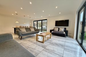 Open Plan Living- click for photo gallery